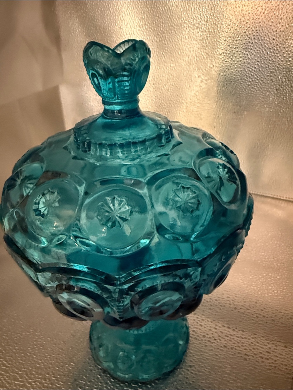 Vintage moon &star pattern circular depression and embossed stemmed pedestal - Picture 7 of 16